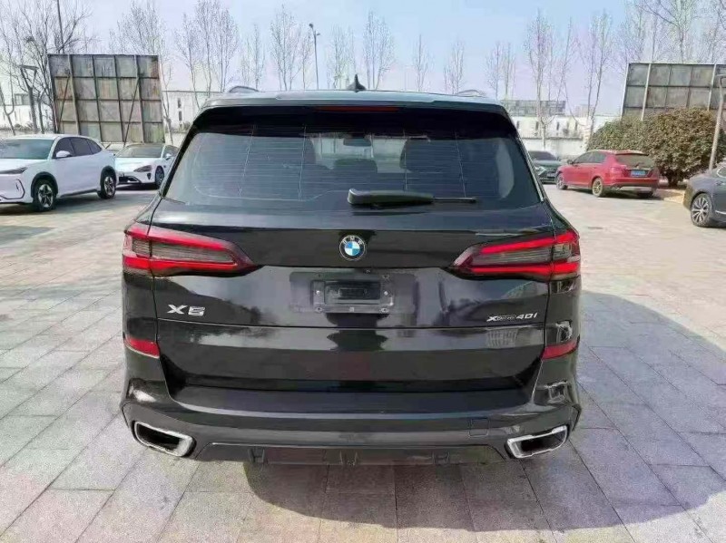 常州21年宝马X58