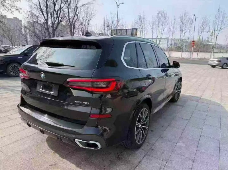 常州21年宝马X59