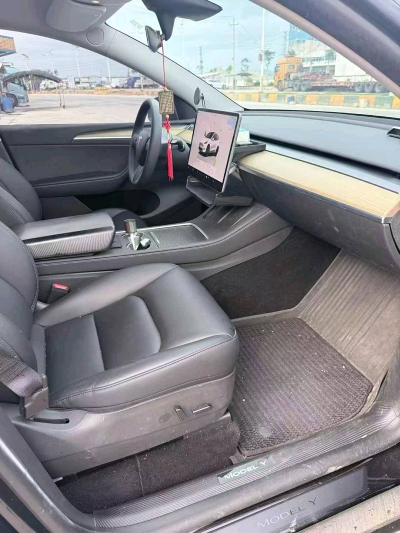 广州23年特斯拉MODEL Y7