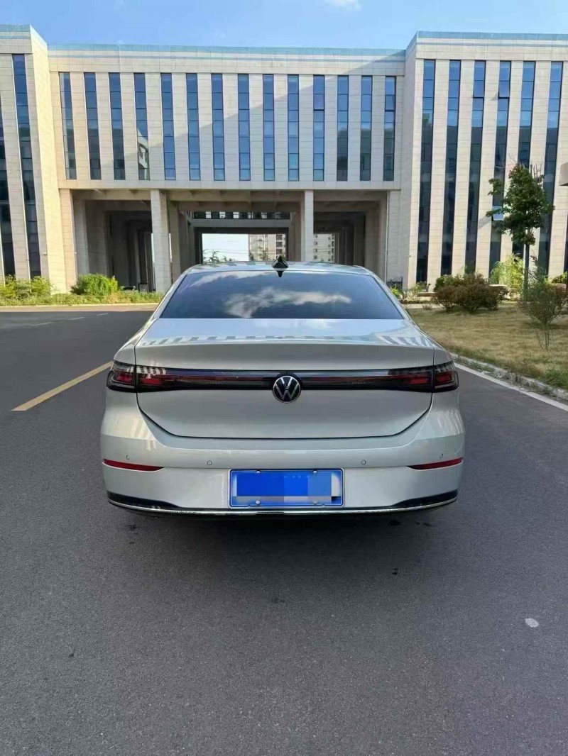 东营25年大众速腾9