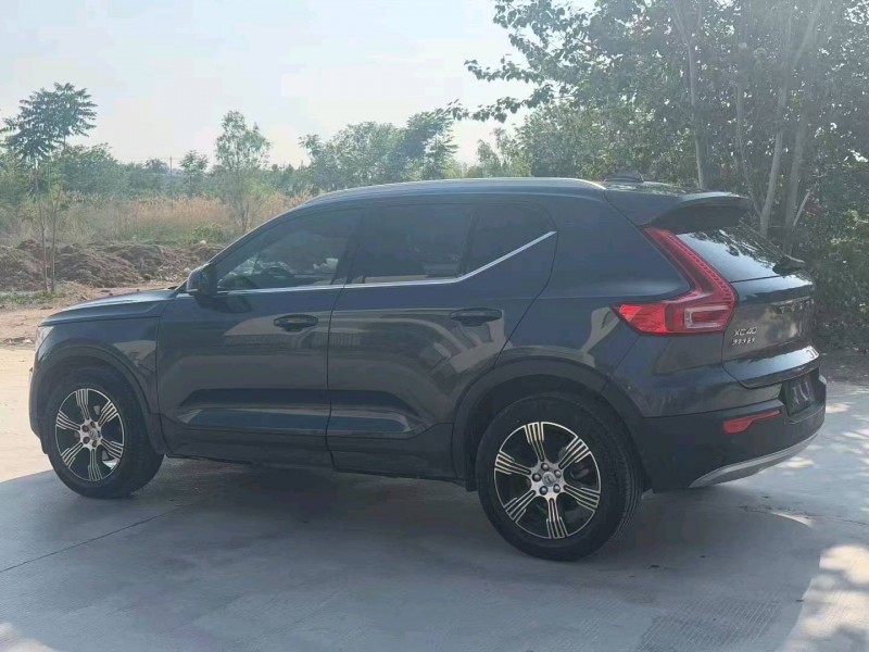 青岛20年沃尔沃XC405