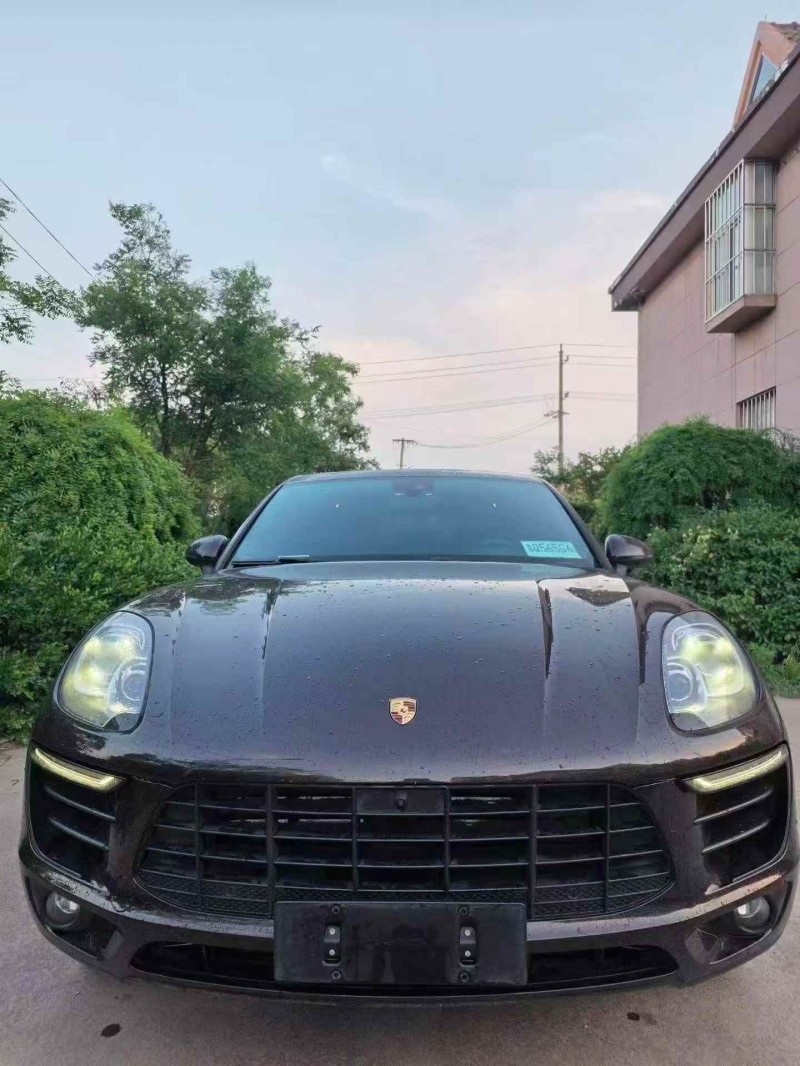 烟台18年保时捷Macan1