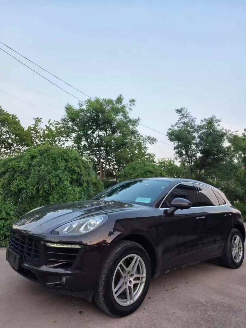 烟台18年保时捷Macan2