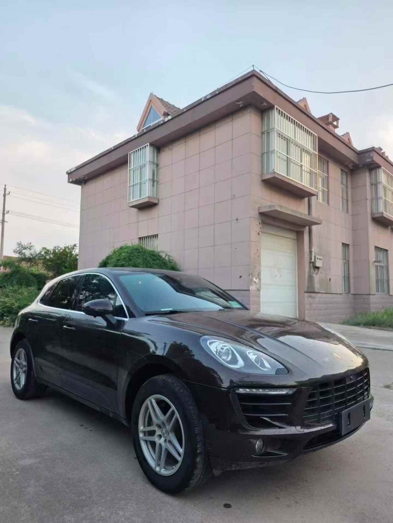 烟台18年保时捷Macan3