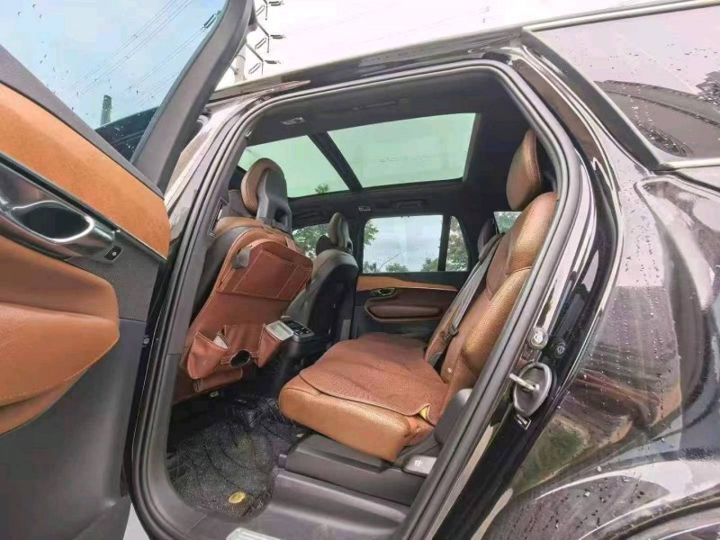 武汉20年沃尔沃XC905
