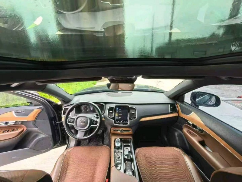 武汉20年沃尔沃XC907