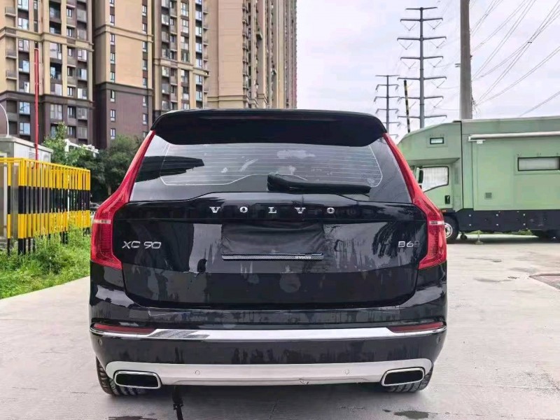 武汉20年沃尔沃XC909