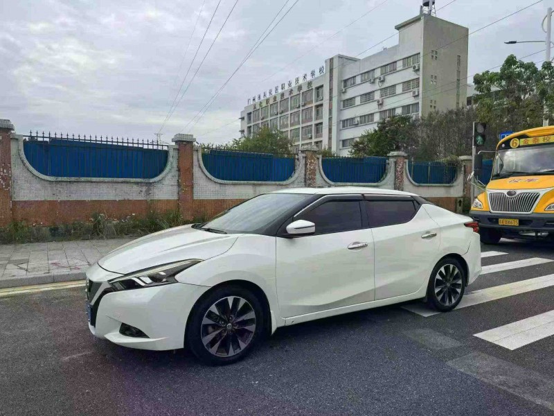 广州19年日产蓝鸟3