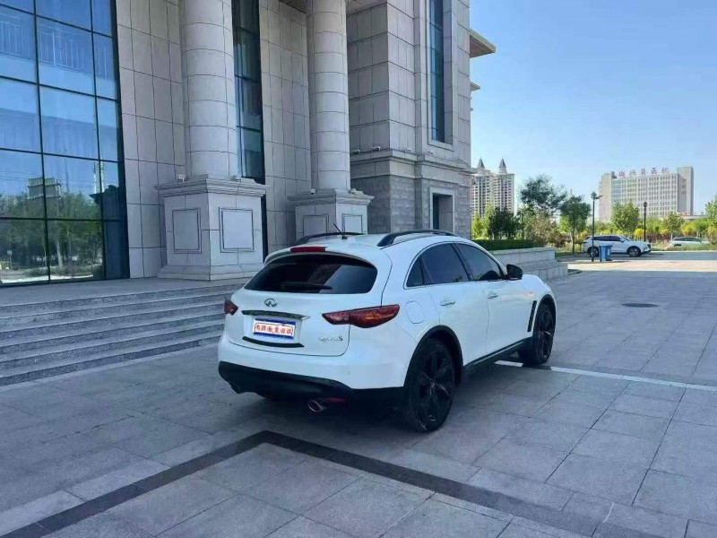 保定18年英菲尼迪QX707