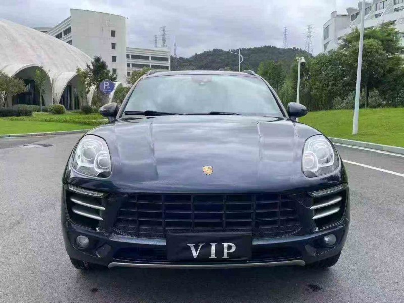 金华17年保时捷Macan1