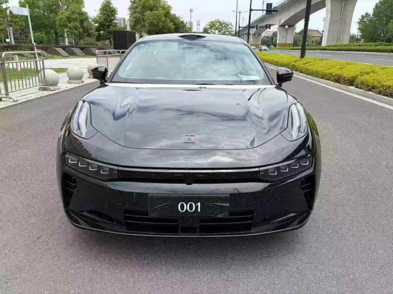 嘉兴26年极氪汽车0011