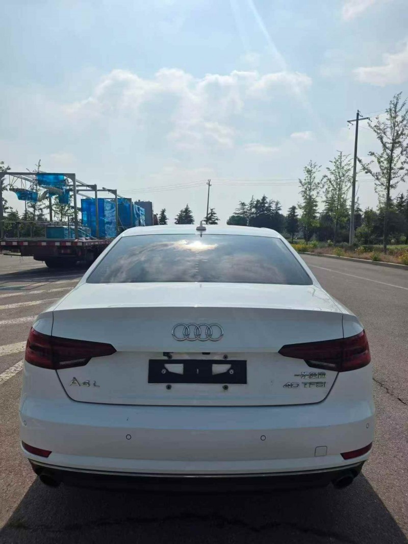 东营18年奥迪A4L8