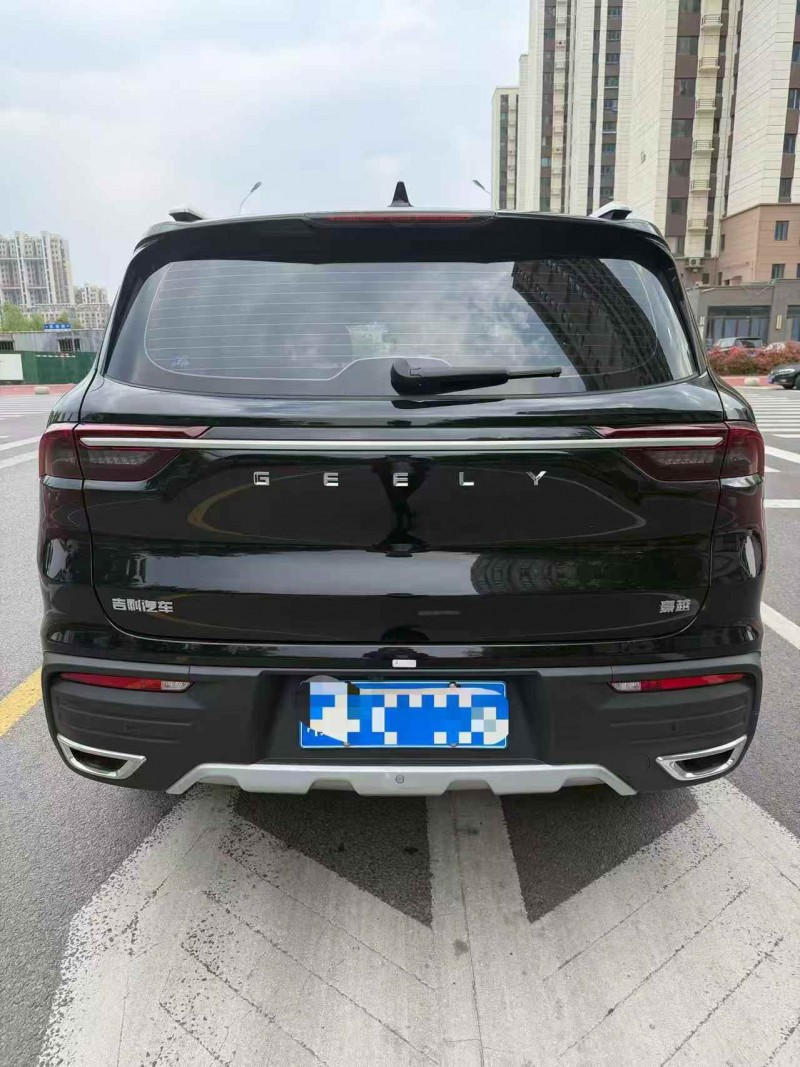 东营22年吉利豪越8
