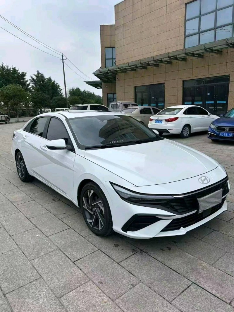 武汉24年现代伊兰特3