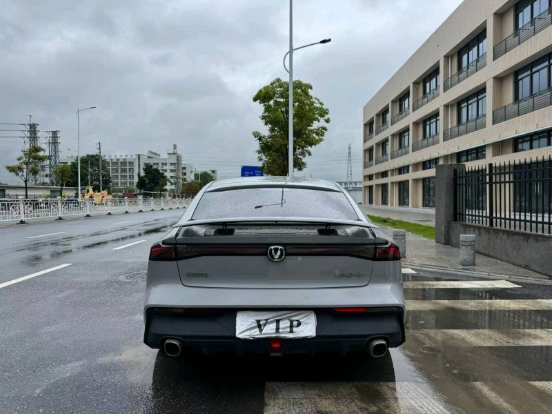 广州22年长安汽车UNI5