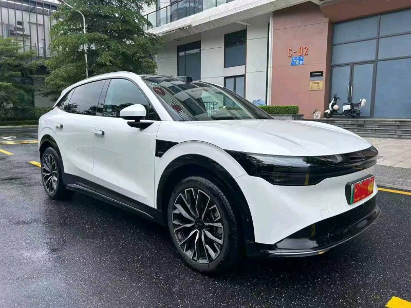 广州25年极氪汽车7X2