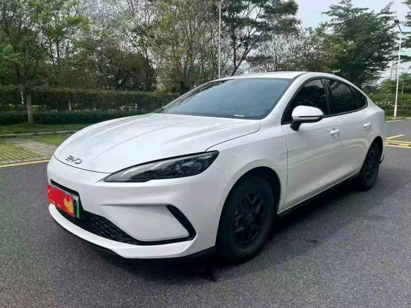 广州25年比亚迪海豹3