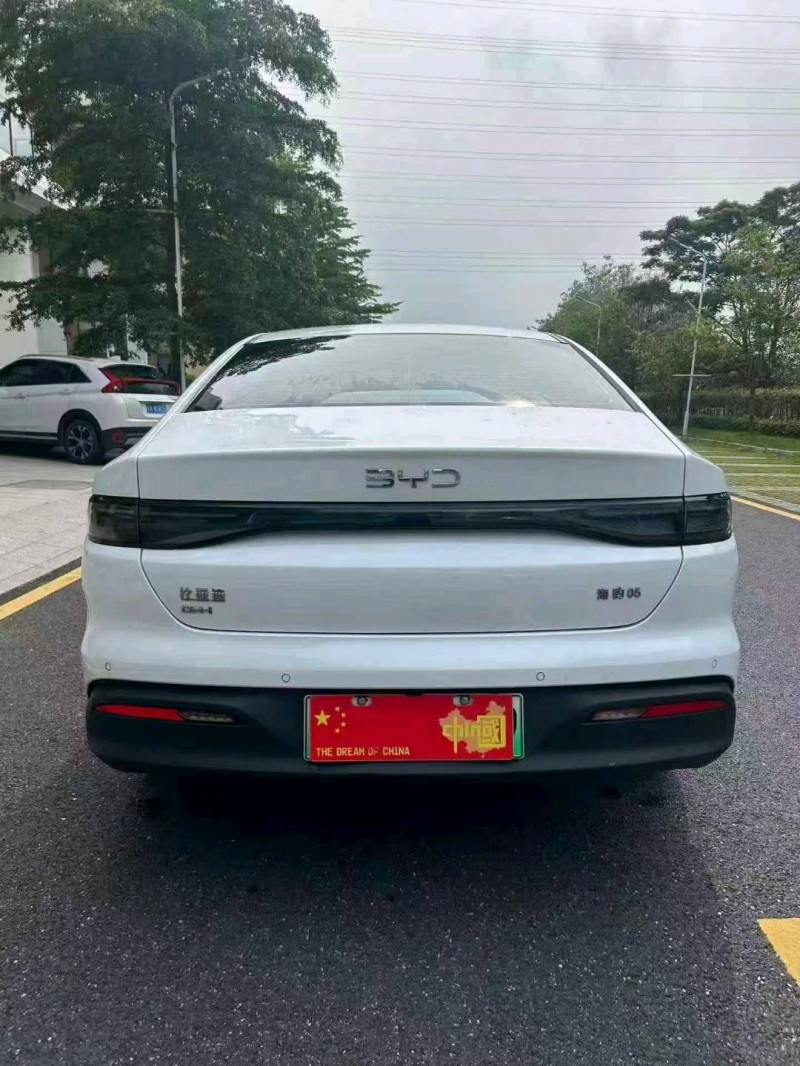 广州25年比亚迪海豹7