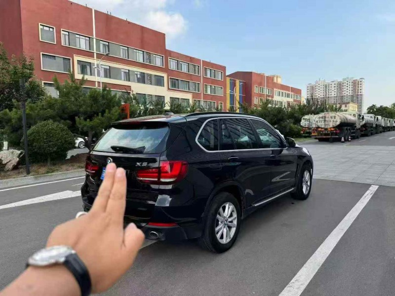 东营16年宝马X56