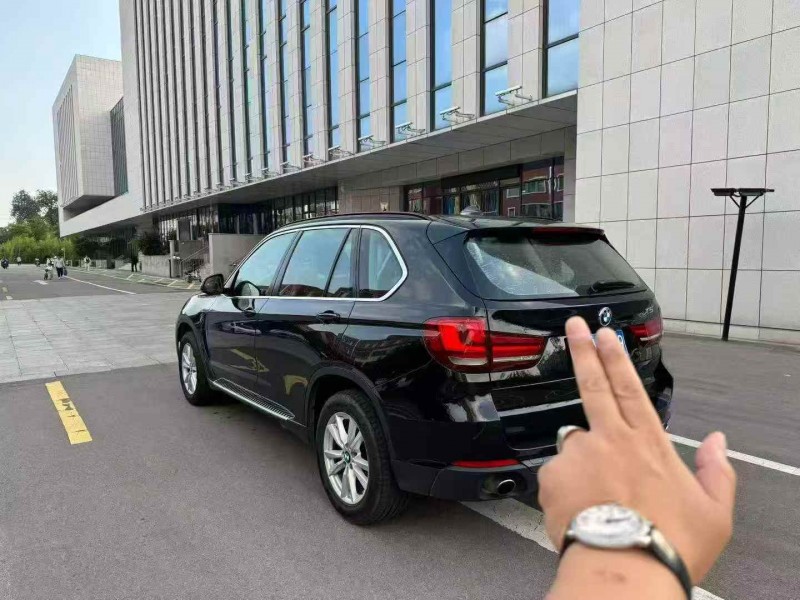 东营16年宝马X57