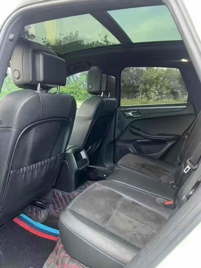 珠海14年保时捷Macan4