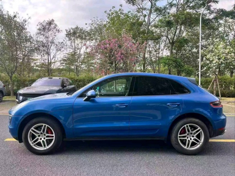 广州18年保时捷Macan4