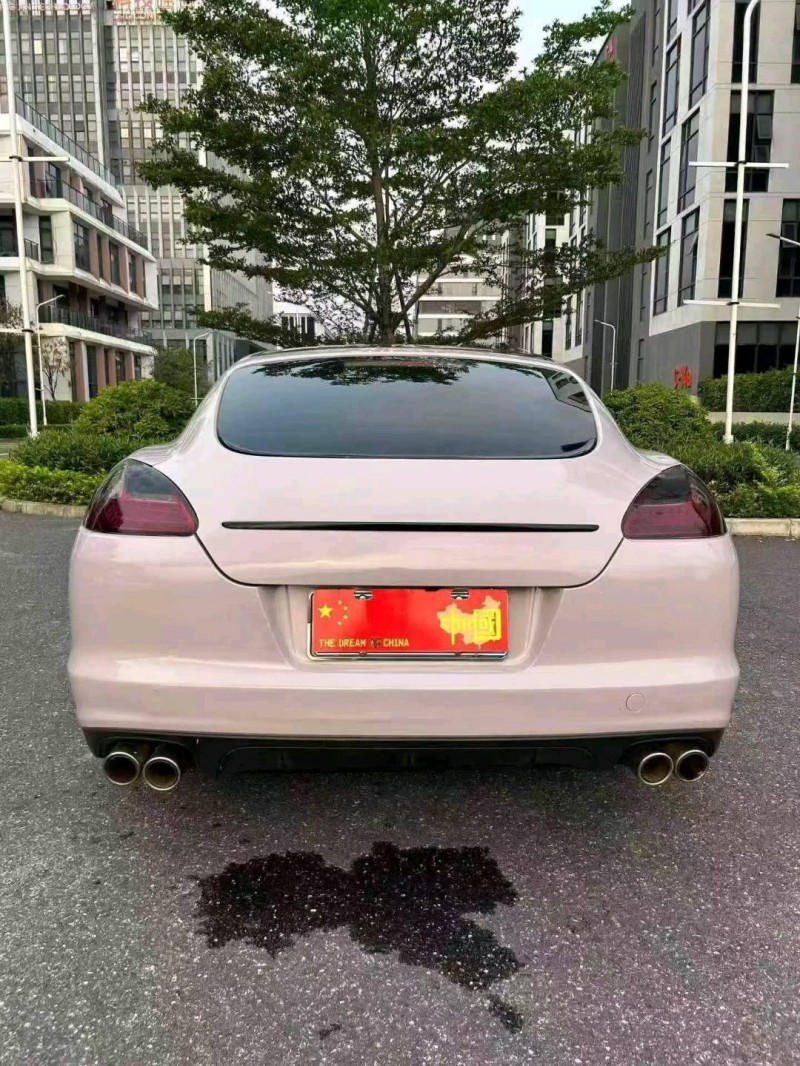 广州11年保时捷帕拉梅拉7