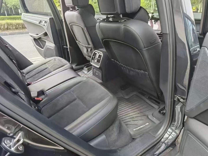 南宁20年保时捷Macan8