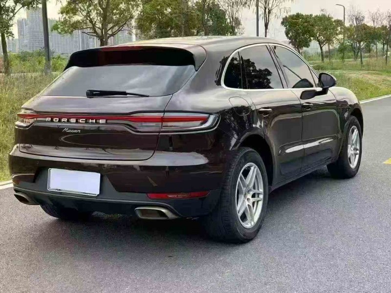 汕头20年保时捷Macan8