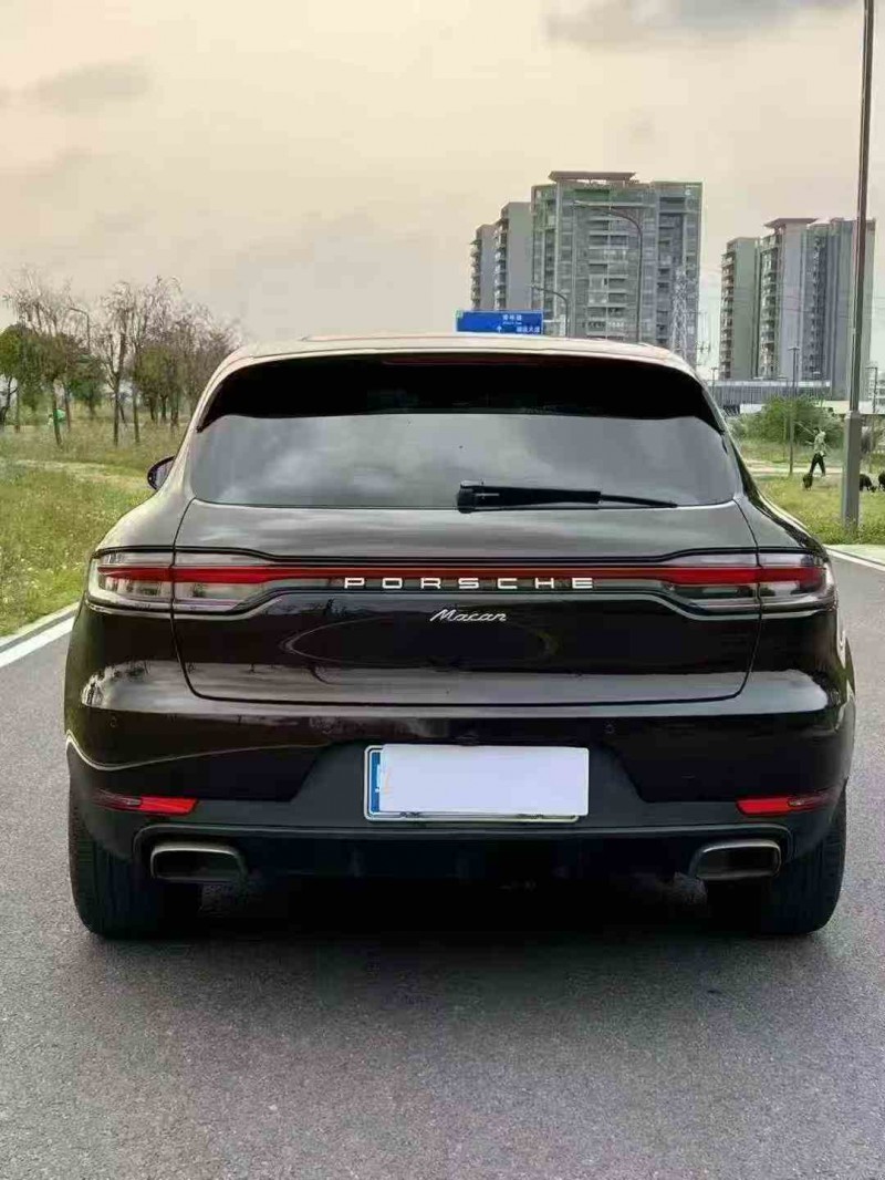 汕头20年保时捷Macan9