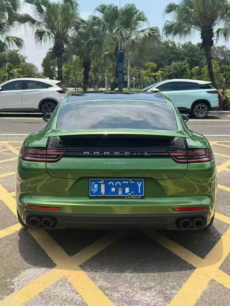深圳19年保时捷帕拉梅拉9