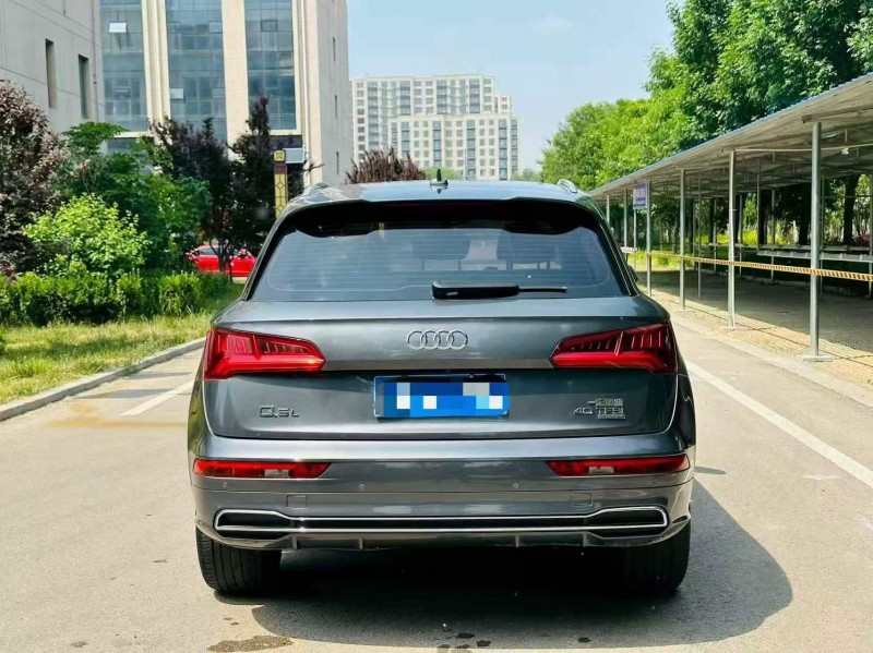 东营19年奥迪Q59