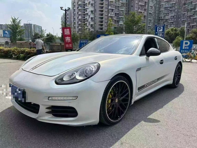 泸州13年保时捷帕拉梅拉2