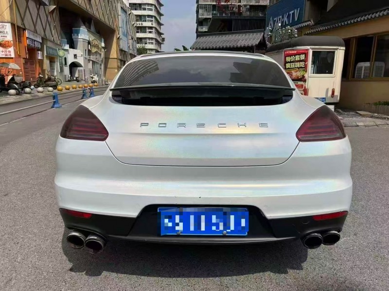 泸州13年保时捷帕拉梅拉5