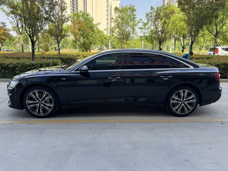济宁21年奥迪A6L9
