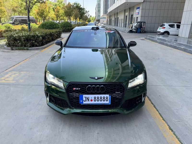 济宁14年奥迪A7L1