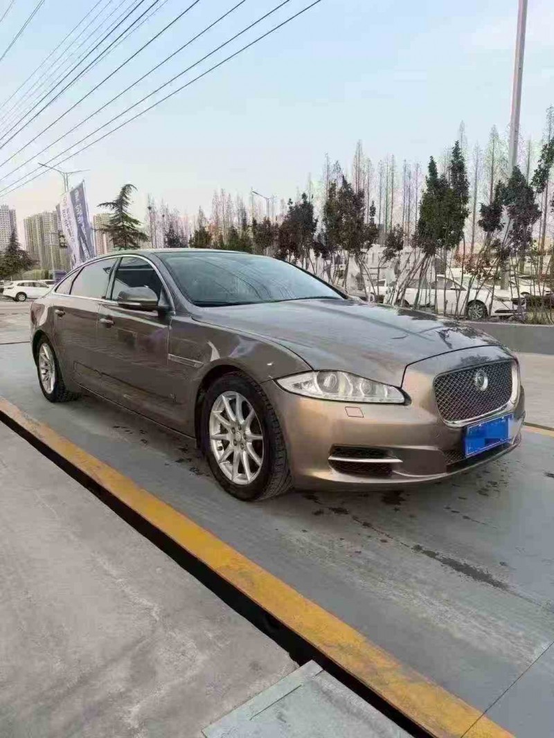 泰安15年捷豹XJL2