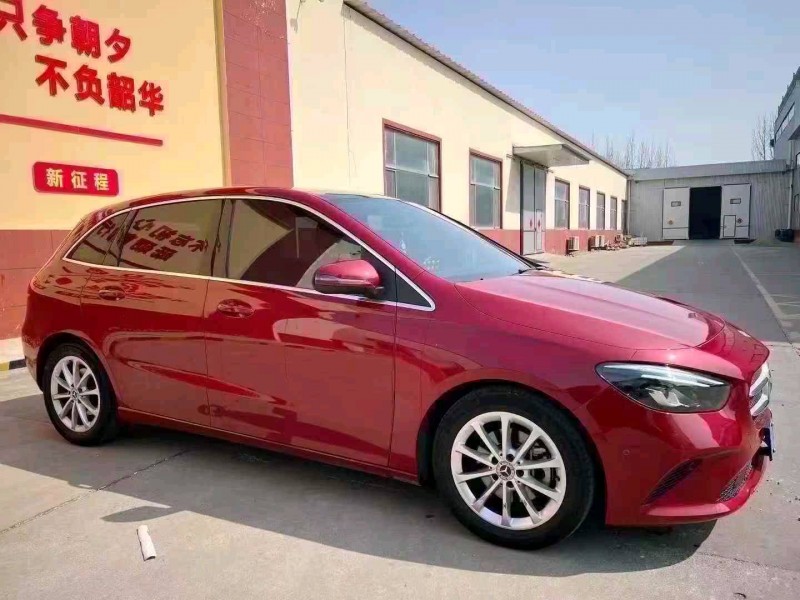 济宁22年奔驰B3