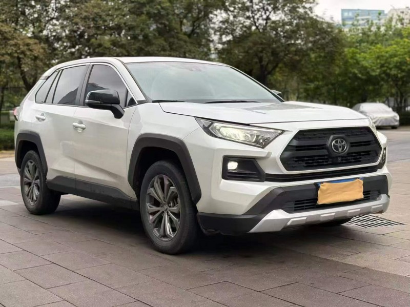 广州24年丰田RAV4荣放3