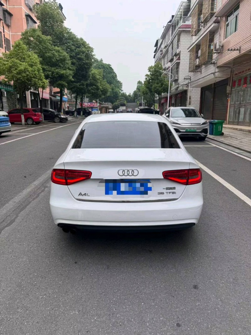 长沙15年奥迪A4L7