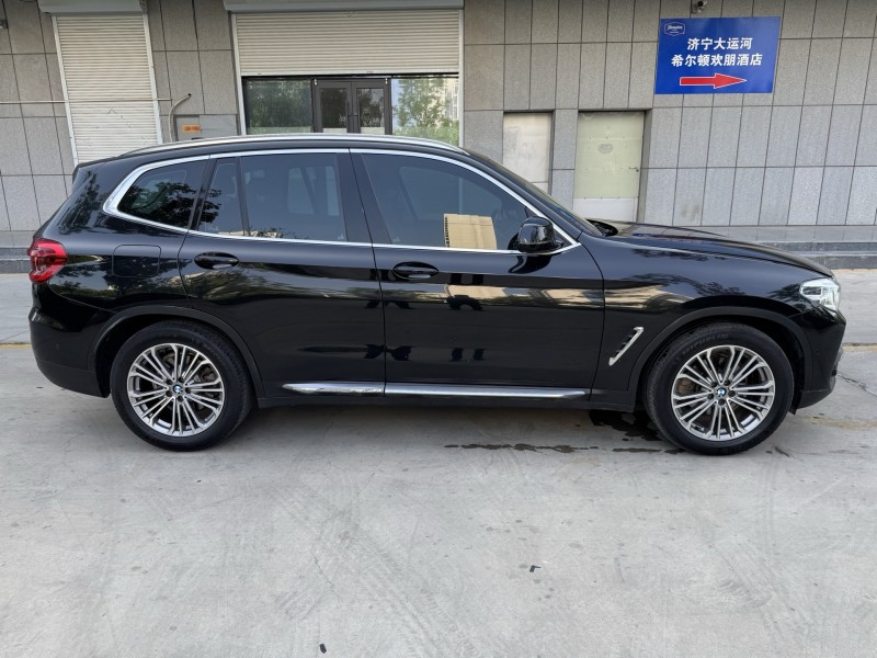 济宁19年宝马X36