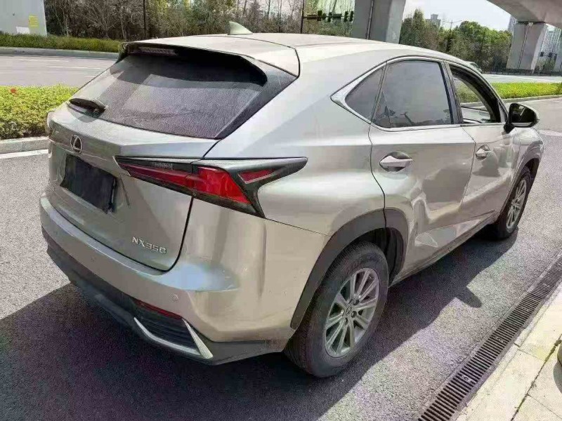 金华21年雷克萨斯NX8