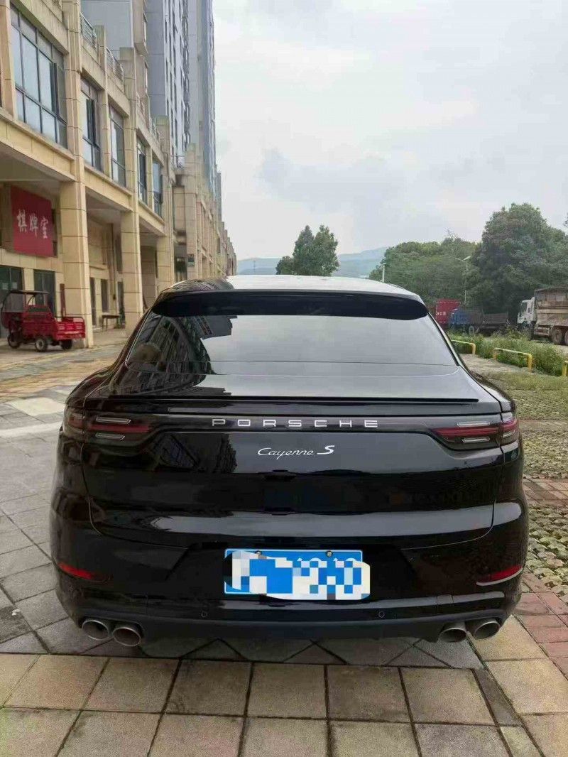 吉安22年保时捷Macan9