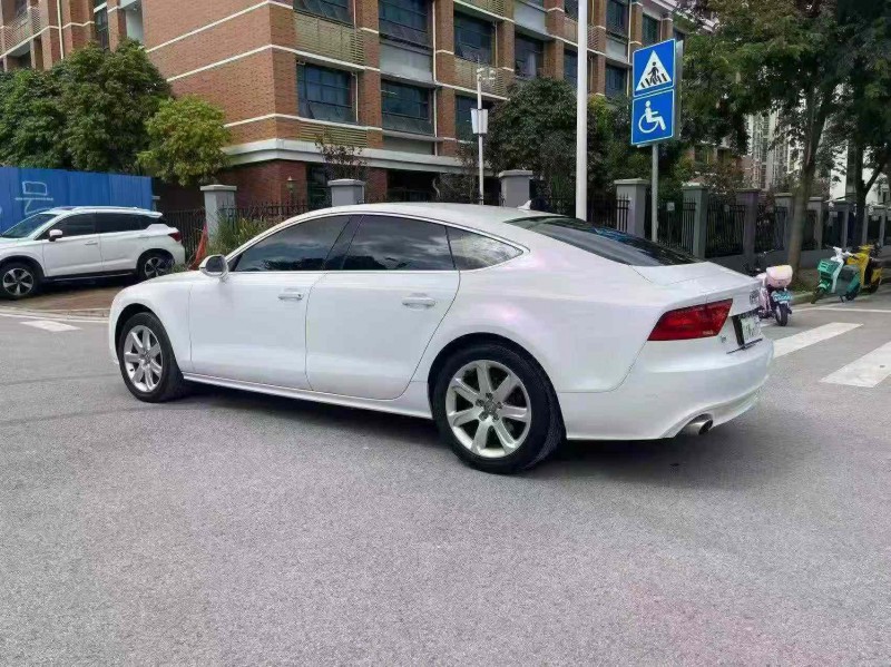 南宁14年奥迪A7L7