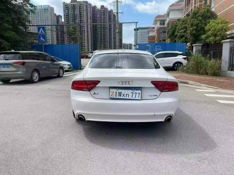 南宁14年奥迪A7L9