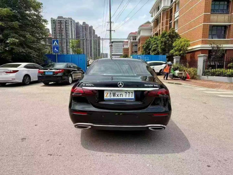 南宁22年奔驰E9