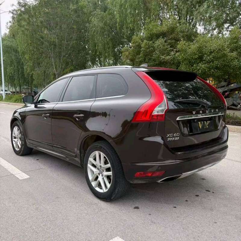 青岛17年沃尔沃XC608
