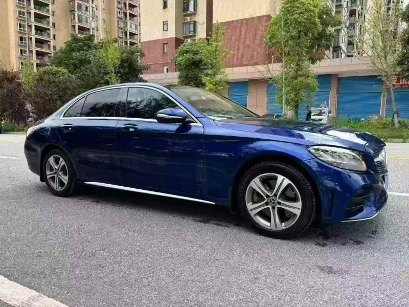 钦州19年奔驰C2