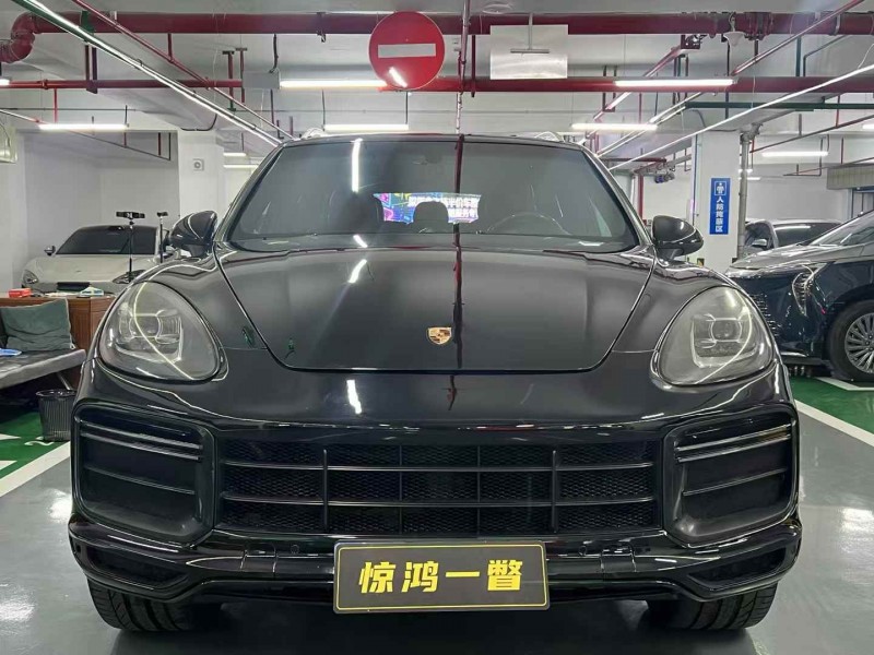 深圳15年保时捷卡宴1