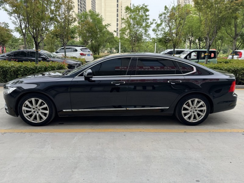 济宁20年沃尔沃S905